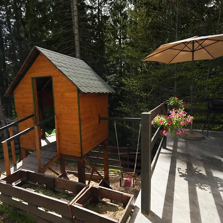 Case de vacanță Mladenovic Kuca