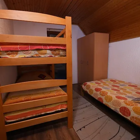 Mladenovic Kuca Case de vacanță Kopaonik