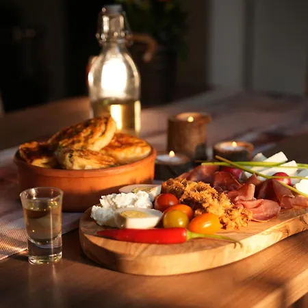 Mladenovic Kuca 度假居 科帕奥尼克